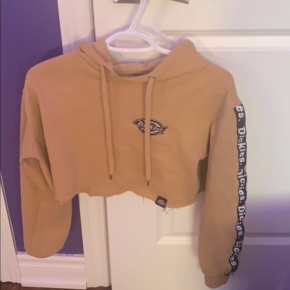 Nice brand new dickes cropped sweater! - Picture 2 of 2